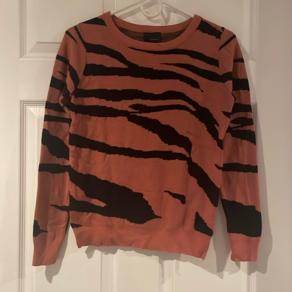 ✨Forever 21 animal print sweater